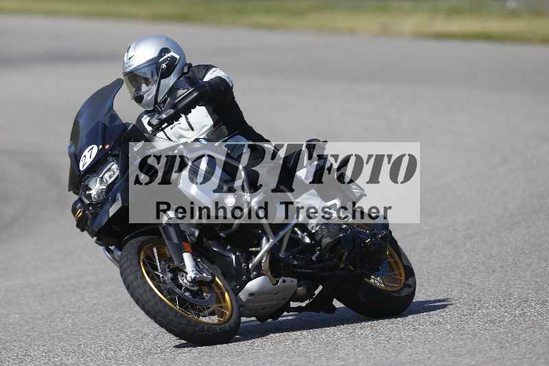 /01 02.04.2026 MAZ ADR/Gruppe rot/27